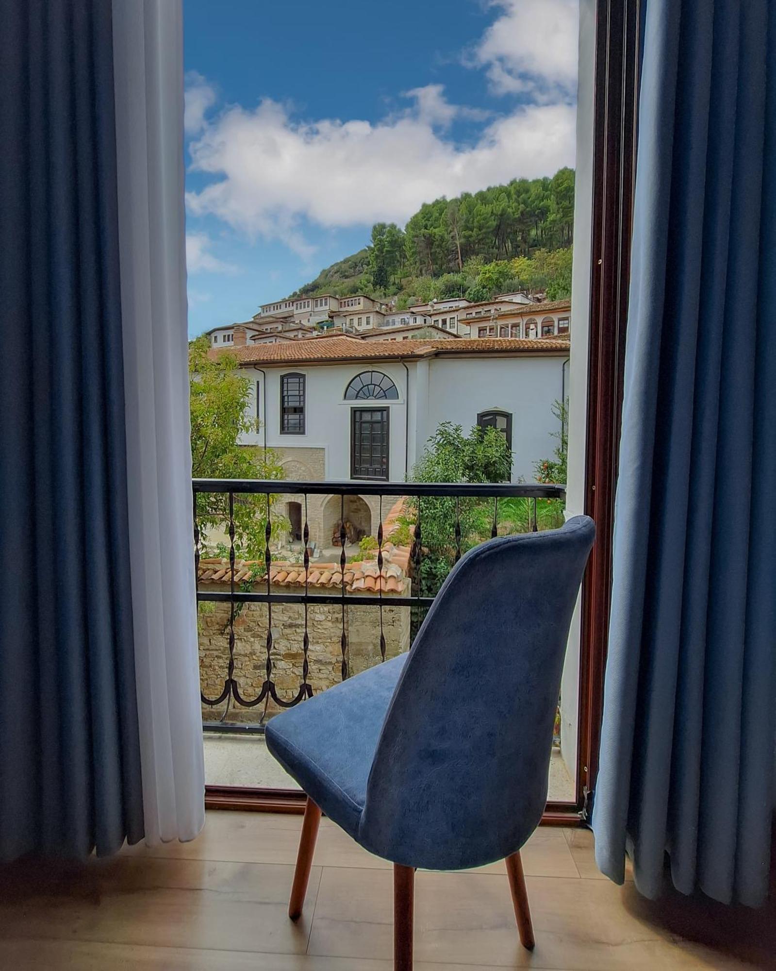 Villa Mishel Suites Berat Exterior foto