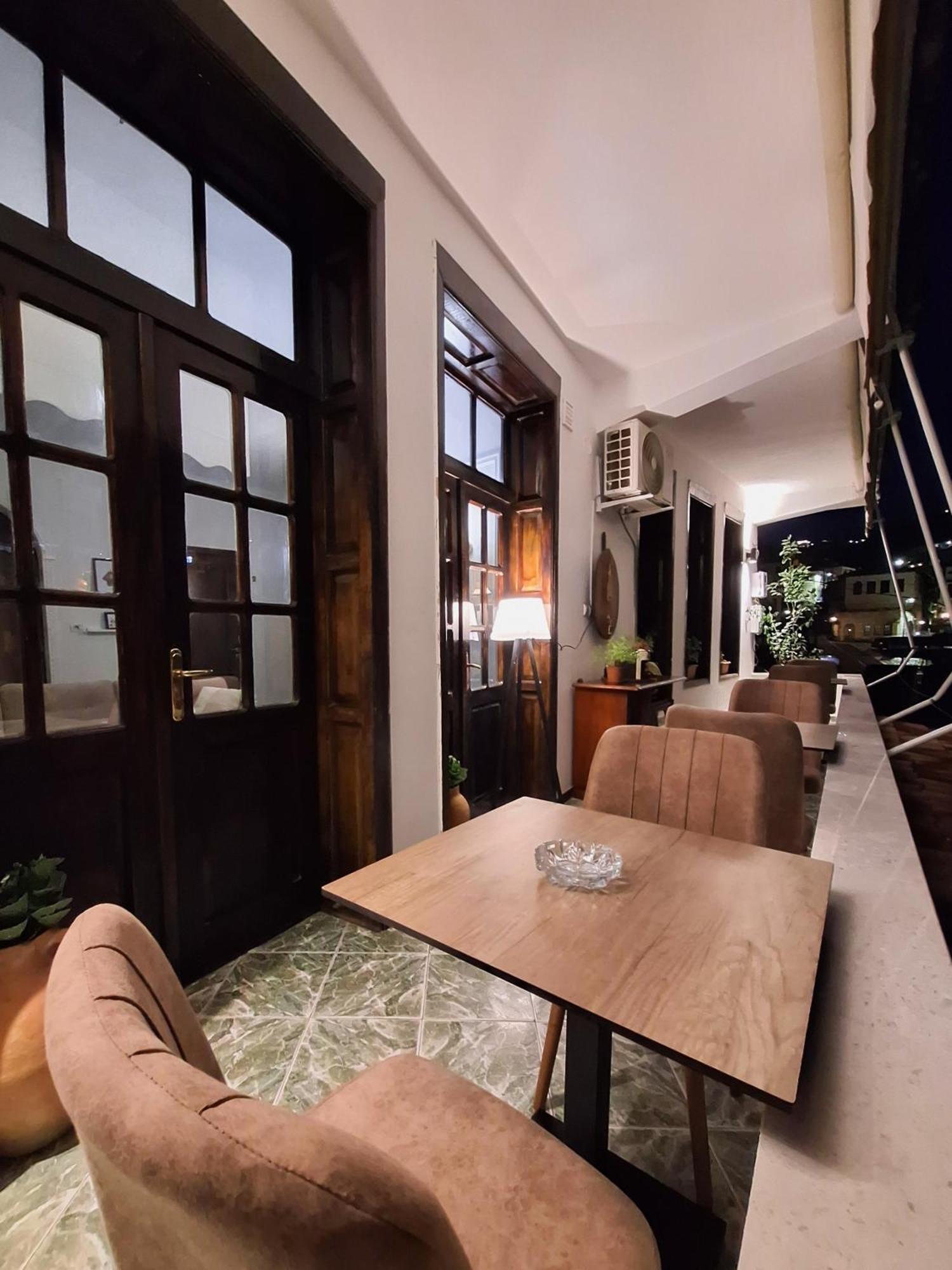 Villa Mishel Suites Berat Exterior foto